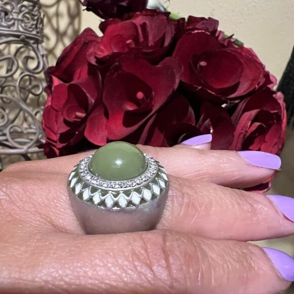 Lia Sophia green enamel and crystal ring size 8 - Picture 2 of 5